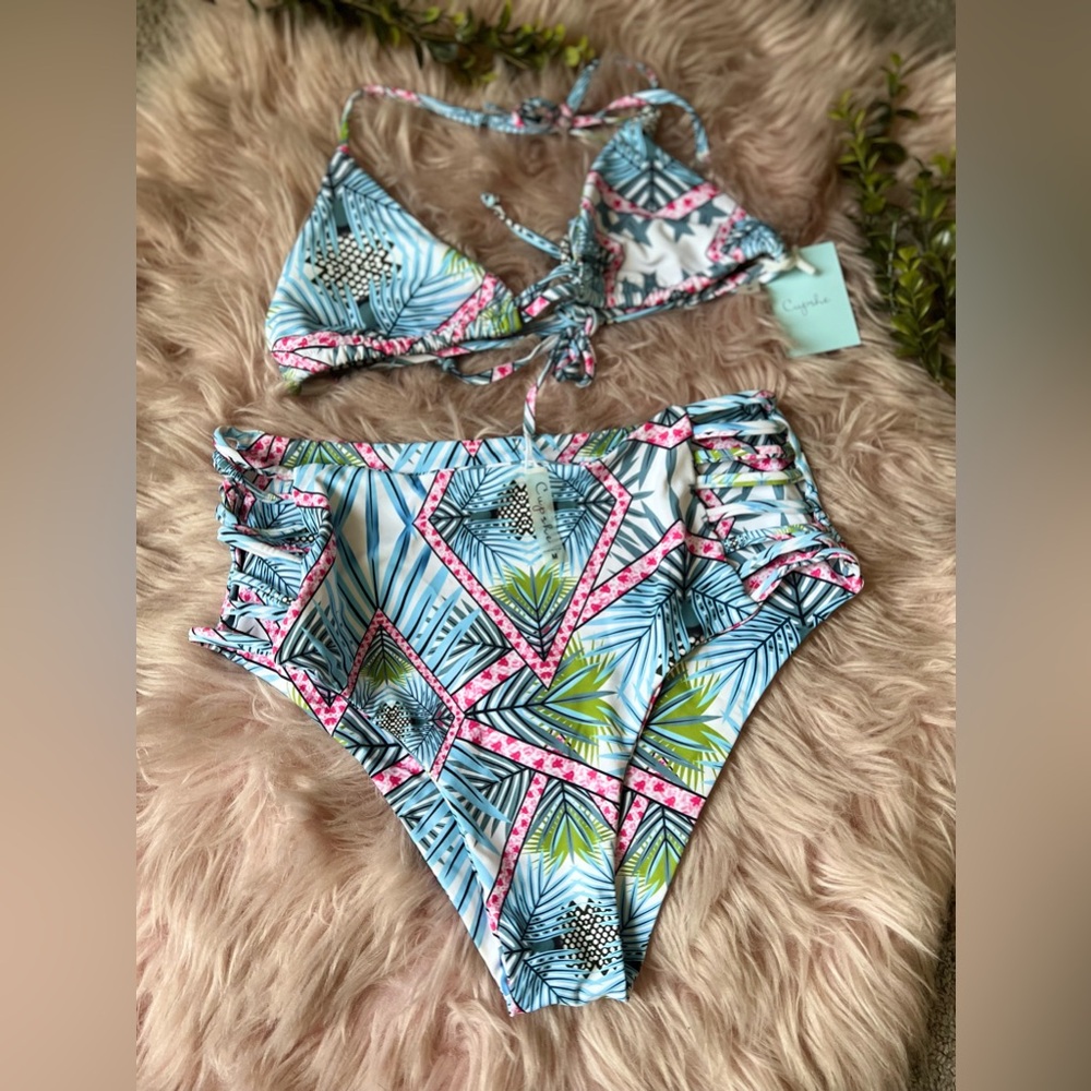 Flower print 2pc bikini size M.